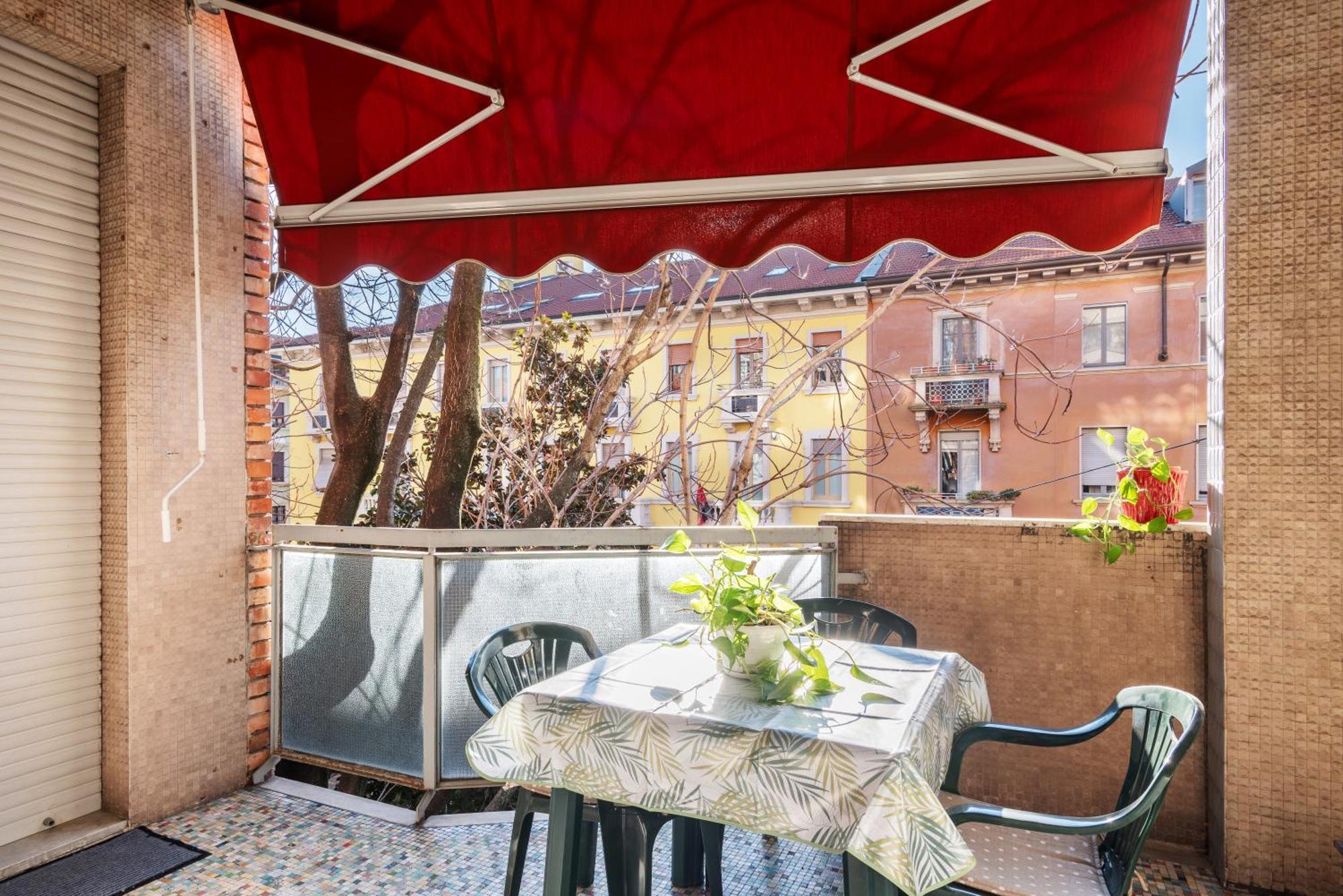 Il Bilocale Con Terrazzo Dei Marchesi Apartman Milánó Kültér fotó